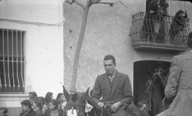 Festa de Sant Antoni Abat. Retrat de Gabriel Castañer Roqué a cavall