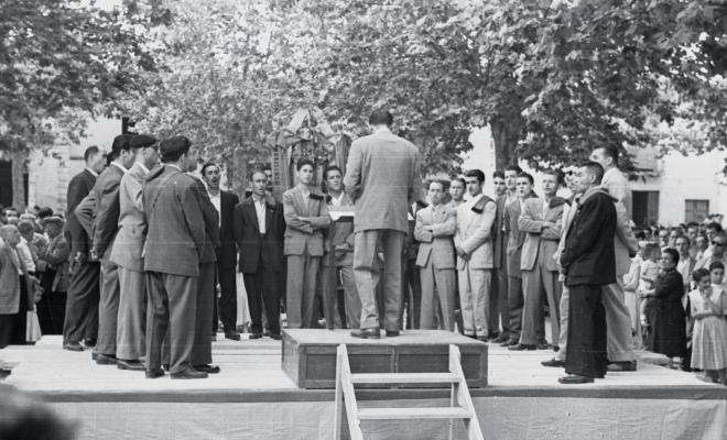 Trobada de cors Clavé, les corals a la plaça de Barcelona, la Lira, la Unió, el Parnaso Rubinense.