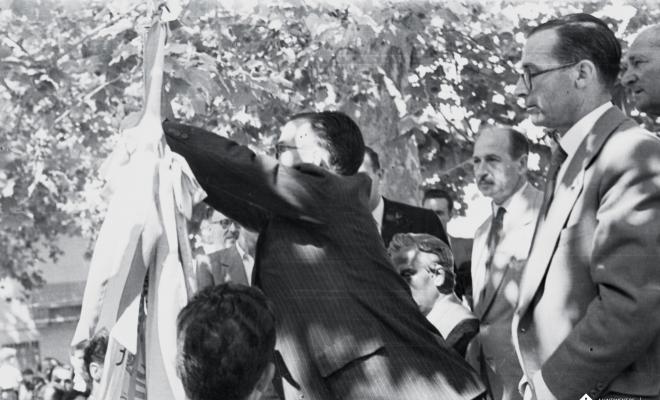 Trobada de cors Clavé, les corals a la plaça de Barcelona, la Lira, la Unió, el Parnaso Rubinense.