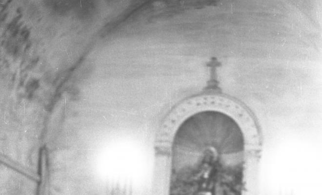 Aplec de Sant Medir. Interior de l'ermita.
