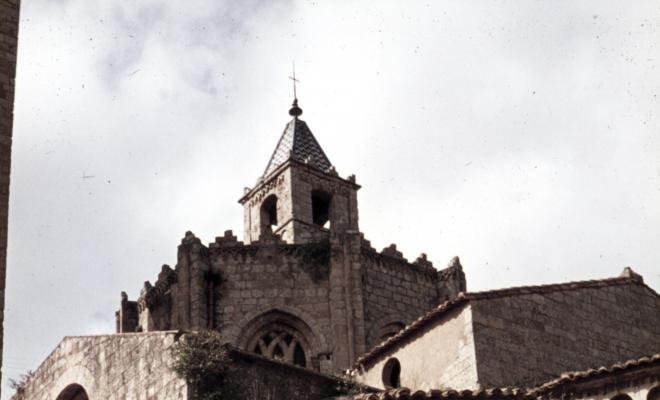Vistes del monestir de Sant Cugat del Vallès.