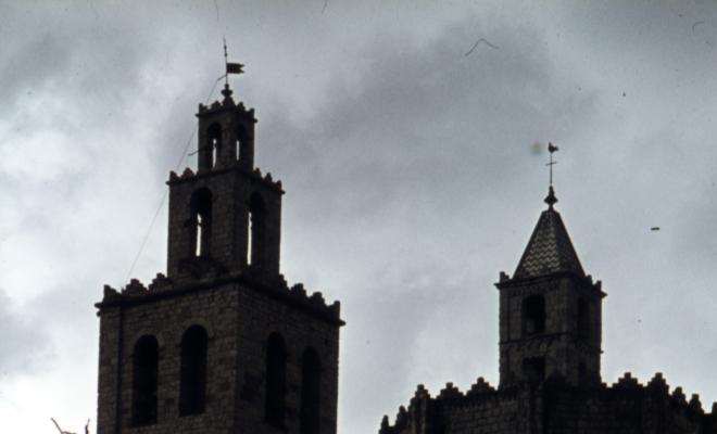 Vistes del monestir de Sant Cugat del Vallès.