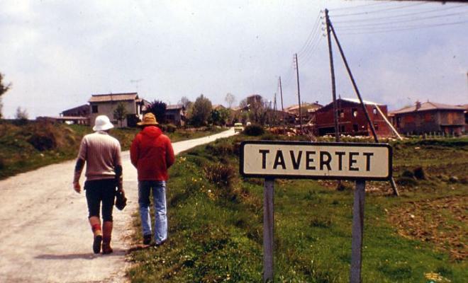 02 Entrada al poble de Tavertet des de la carretera de l'Esquirol