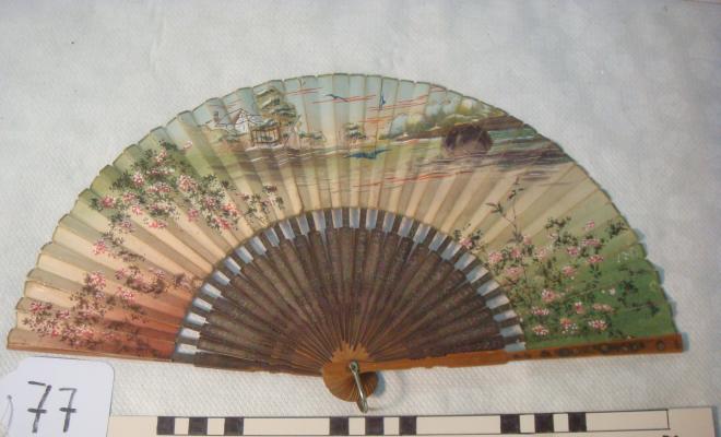 0077-Vano decorat llac