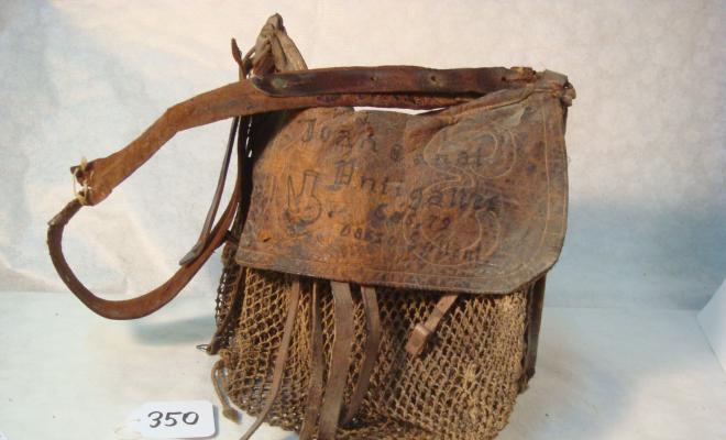 0350-Sarró de caçador amb inscripció