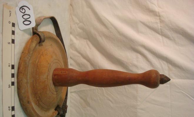 0600-Instrument de fusta