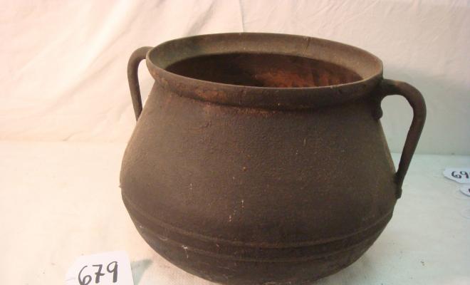 0679-Olla de ferro