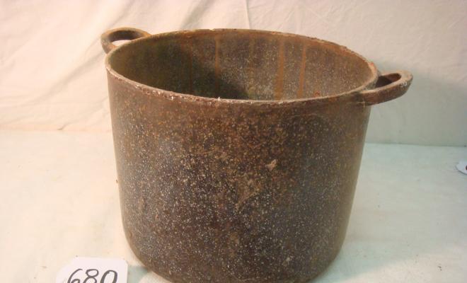 0680-Olla de ferro
