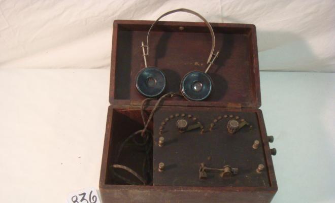 0836-Ràdio de galena amb auriculars