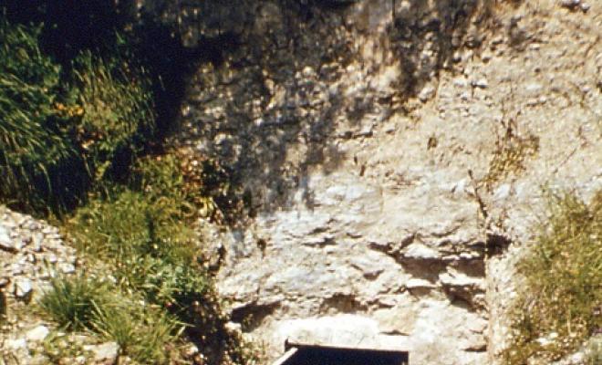16 Cova del Serrat del Vent - entrada