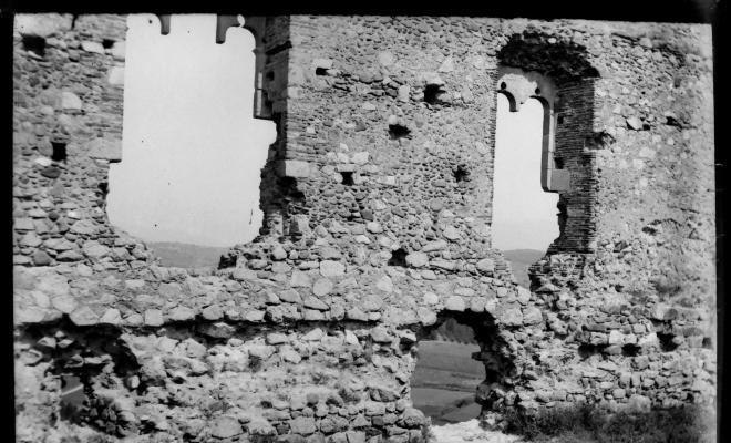 Restes edifici. Castell?
