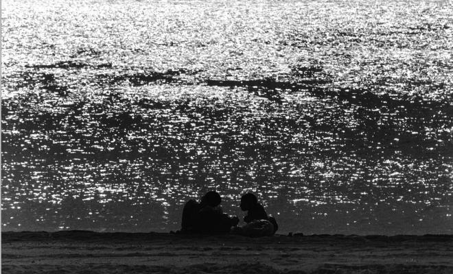 Parella a la platja
