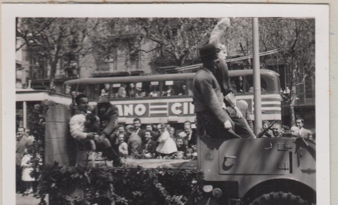 Vistes vàries de l'arribada d'un elefant a Barcelona (només viurà una setmana)