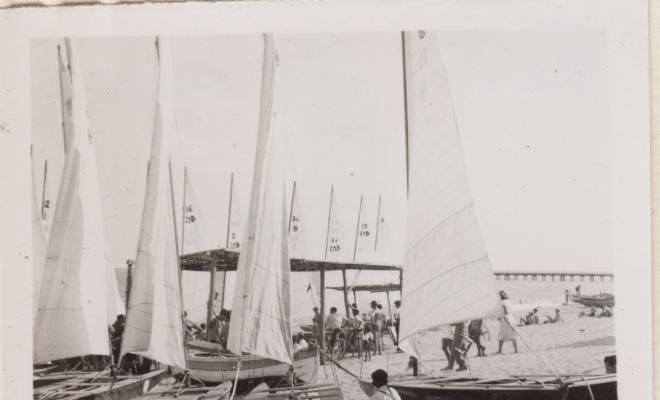Festa Major. Patins de vela: descripció i Regata