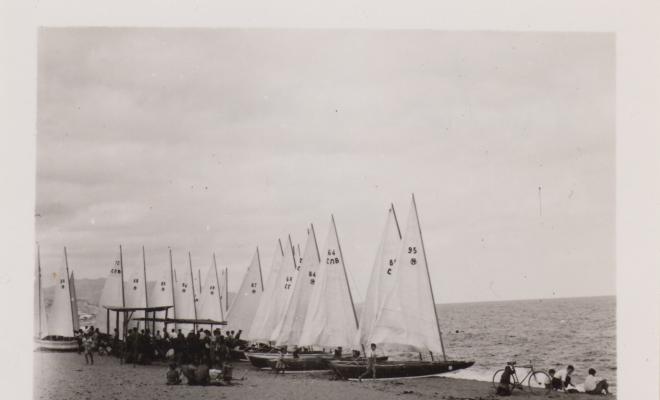 Festa Major. Patins de vela: descripció i Regata