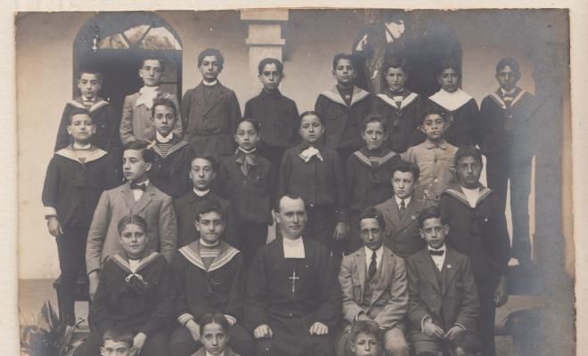 Hno. Bernabé. Maristes. Grup d'escolars identificat