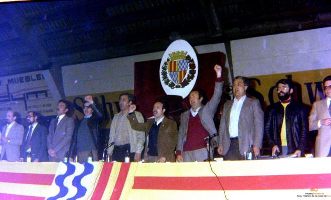 Ajuntament Ple al paveló de la Plana
