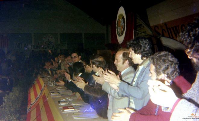 Ajuntament Ple al paveló de la Plana