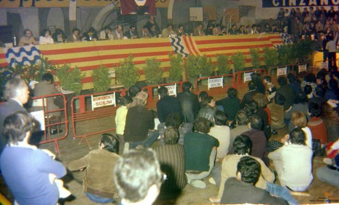 Ajuntament Ple al paveló de la Plana