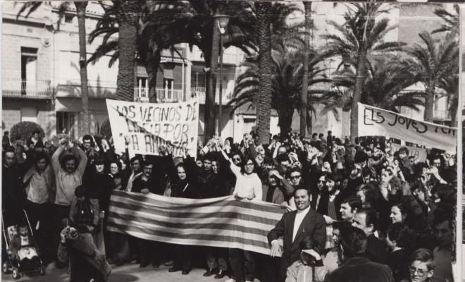 Manifestació per lamnistia (Rambla/Martí Pujol, ...)