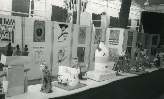 Exposició concurs sobre les Festes de maig i el dimoni