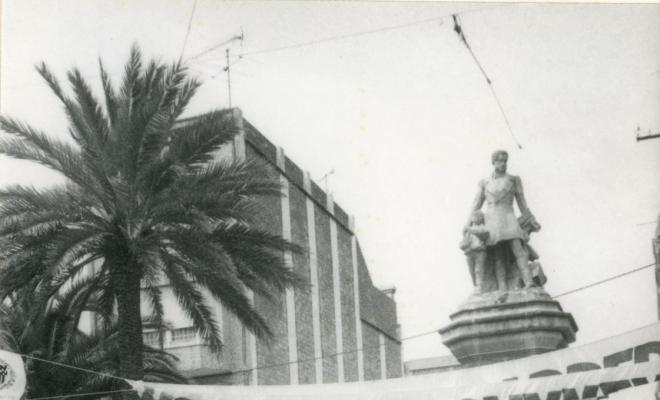 Escultura. Roca i Pi