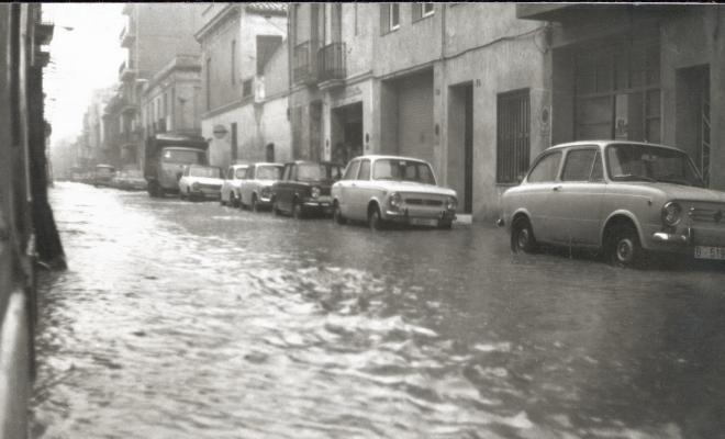 Topografia. Aiguat. Carrer de la Providència