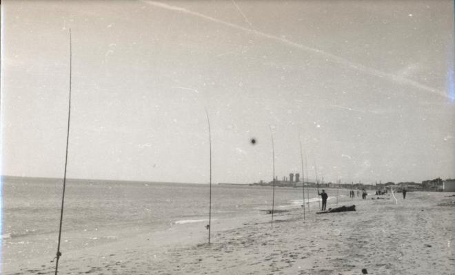 Platja. Pesca amb canya.