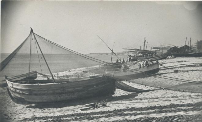 Platja. Barques. Pesca