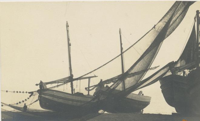 Platja. Barques. Pesca