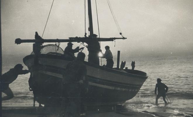Platja. Barques. Pesca