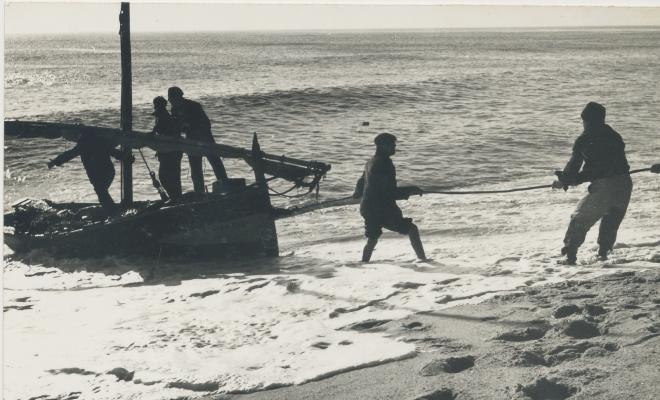 Platja. Barques. Pesca