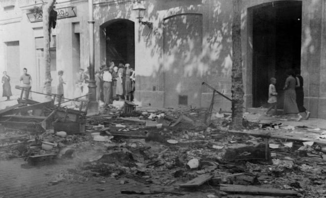 Crònica gràfica; Incendis edificis religiosos: Escola i convent de les franciscanes