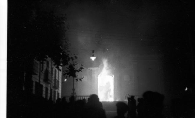 Crònica gràfica; Incendis edificis religiosos: Església de Santa Maria