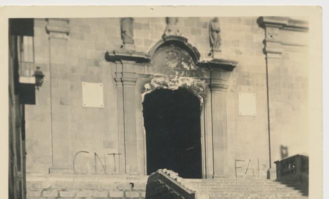 Crònica gràfica; Incendis edificis religiosos: Església de Santa Maria