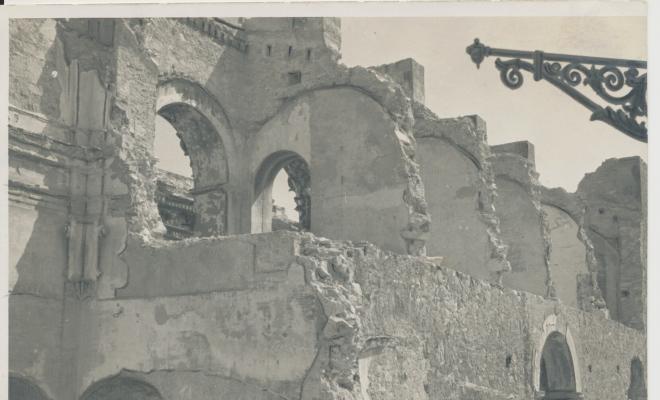 Crònica gràfica; Incendis edificis religiosos: Església de Santa Maria