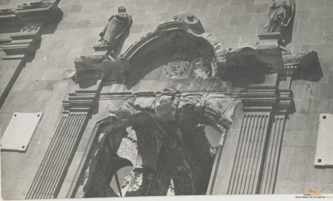 Crònica gràfica; Incendis edificis religiosos: Església de Santa Maria