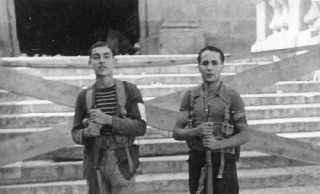 Crònica gràfica; Milicians