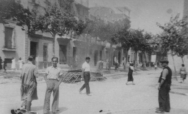 Crònica gràfica; Incendis i barricades al carrer
