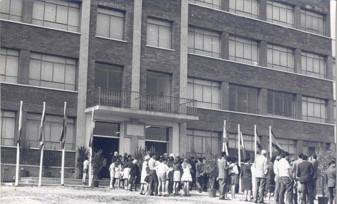 Crònica gràfica;Inauguració edifici Institut Albéniz