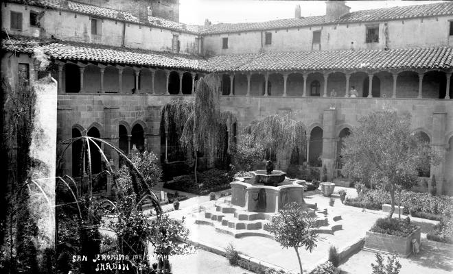 Monestir de Sant Jeroni de la Murtra. Claustre