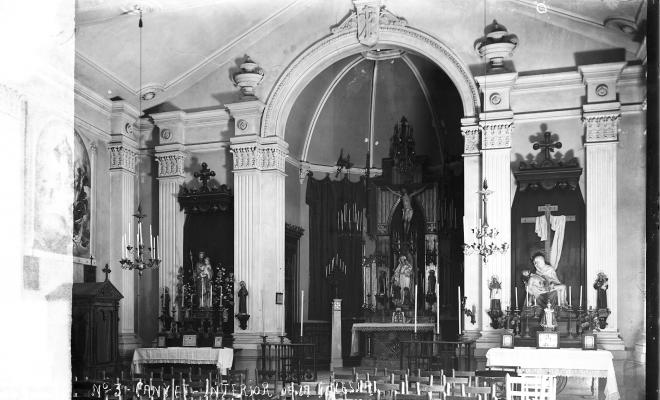 Interior de l'església antiga de Canyet