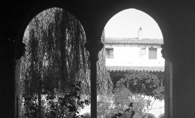 Sant Jeroni de la Murtra. Detall del claustre