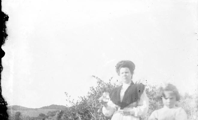 Parella: Paula Cabús Salarich i nenes