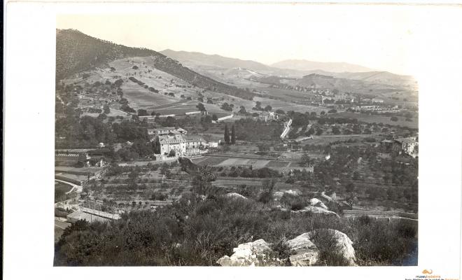 Vall de Pomar des de dalt de Canyet, Cal Comte