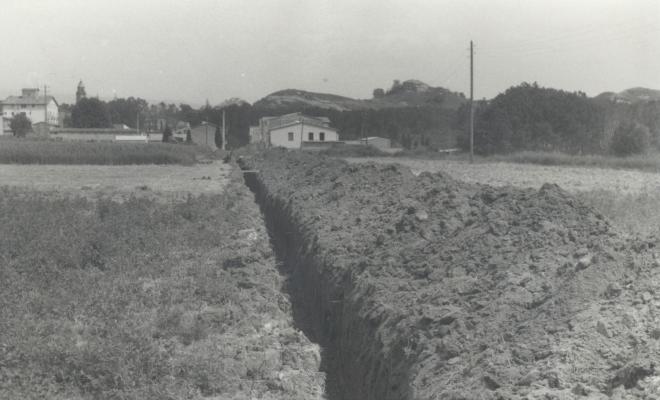 Obres de renovació de la xarxa d'abastament d'aigua al carrer del Ter