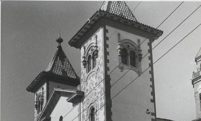 Església de Sant Feliu i Plaça de la Vila
