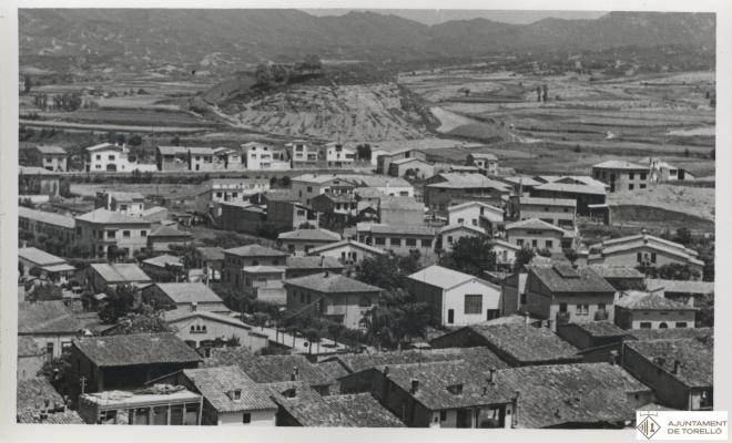 Vistes de Torelló des del Puigdessalit