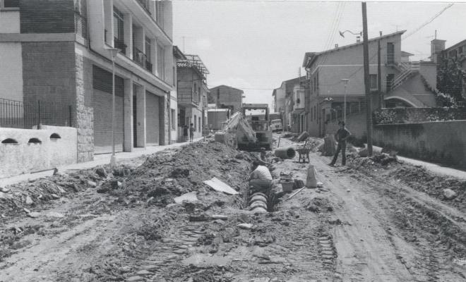 Obres de pavimentació del carrer Collsacabra