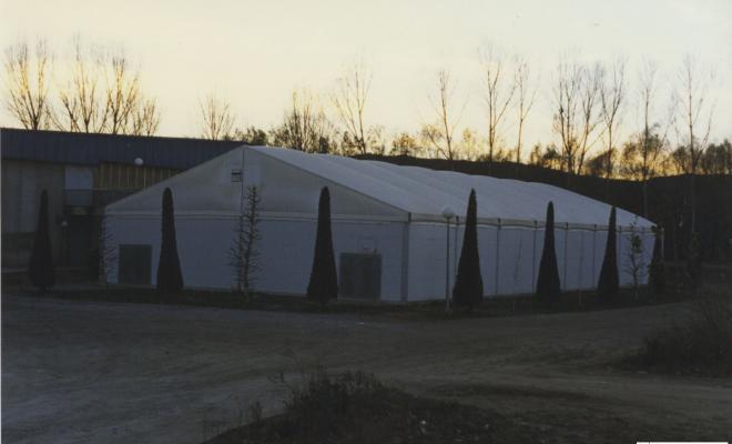 Carpa municipal a la zona esportiva